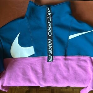 Dry fit Nike crop